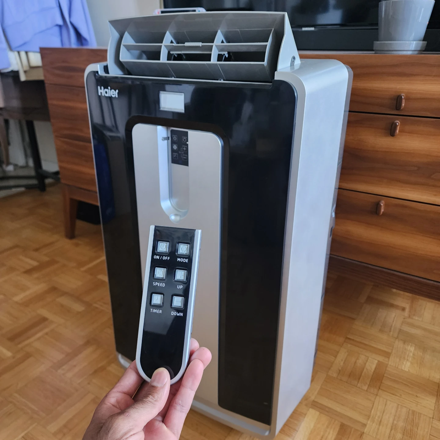 Haier Portable Air Conditioner with Dual Hose Kit & Remote - photo 2