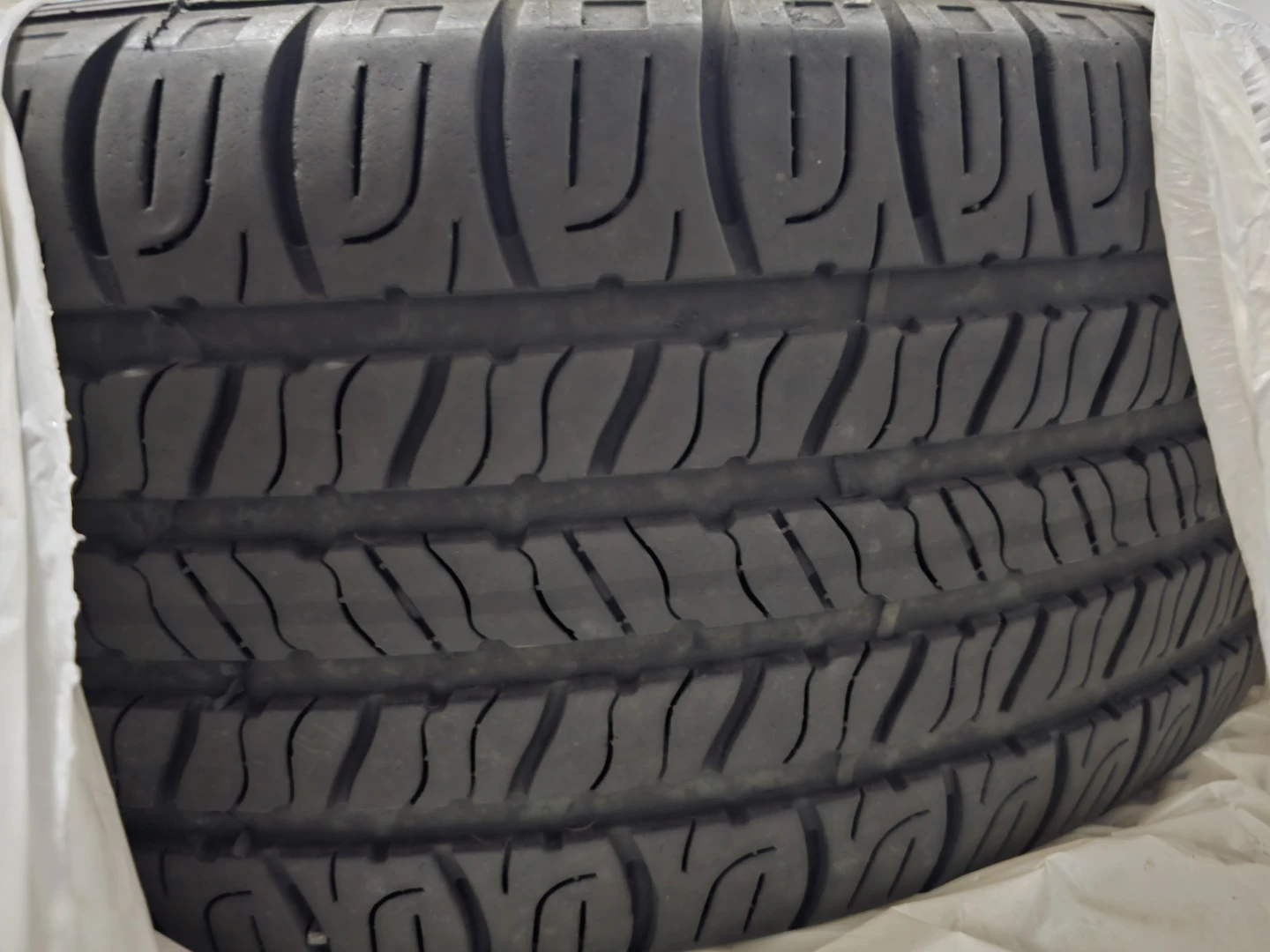 Good year Tire 225/60R17 99T M+S