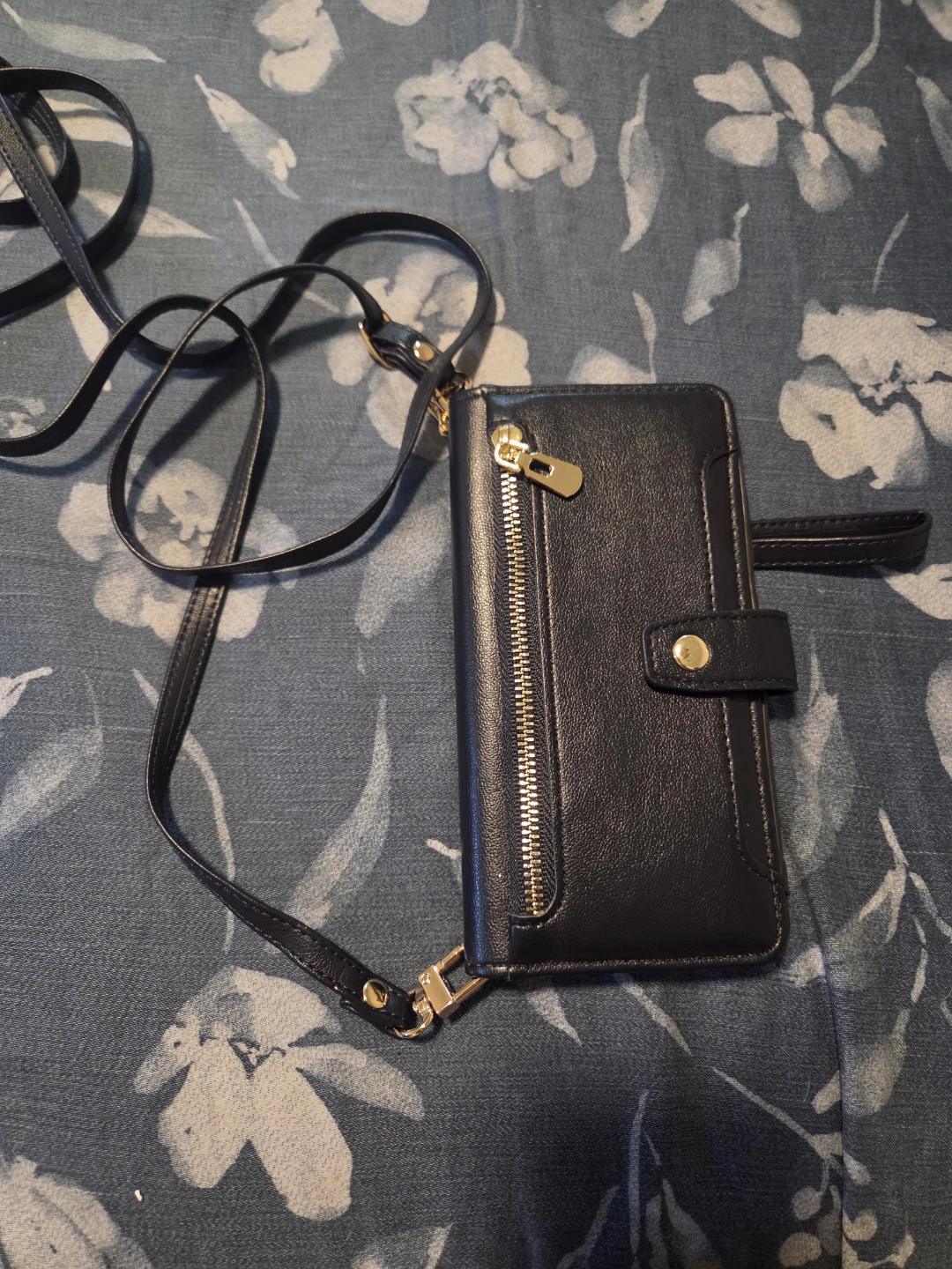 Black Leather Wallet Phone Case with Strap