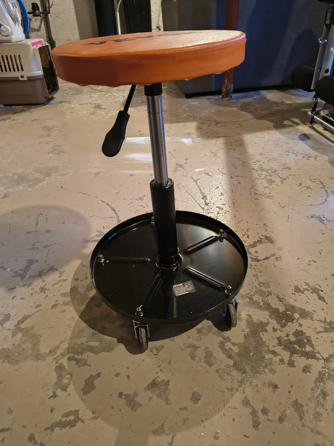 Vevor Rolling Stool - photo 3