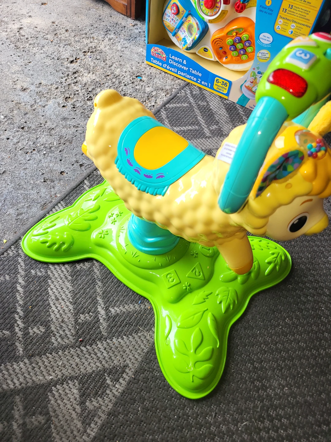 VTech Learn & Discover Table - photo 2