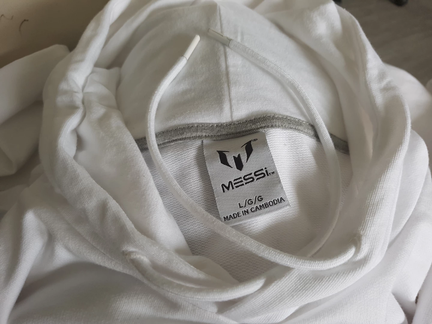 Brand new, Messi White Hoodie - Size L. Argentina Fans - photo 5