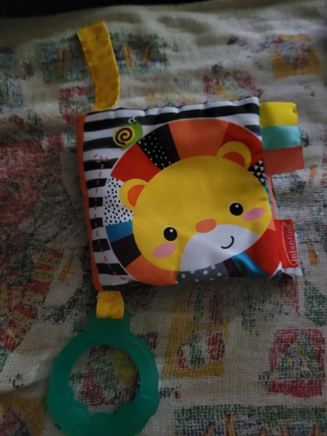 Infantino Link & Crinkle Animal Counting Book,