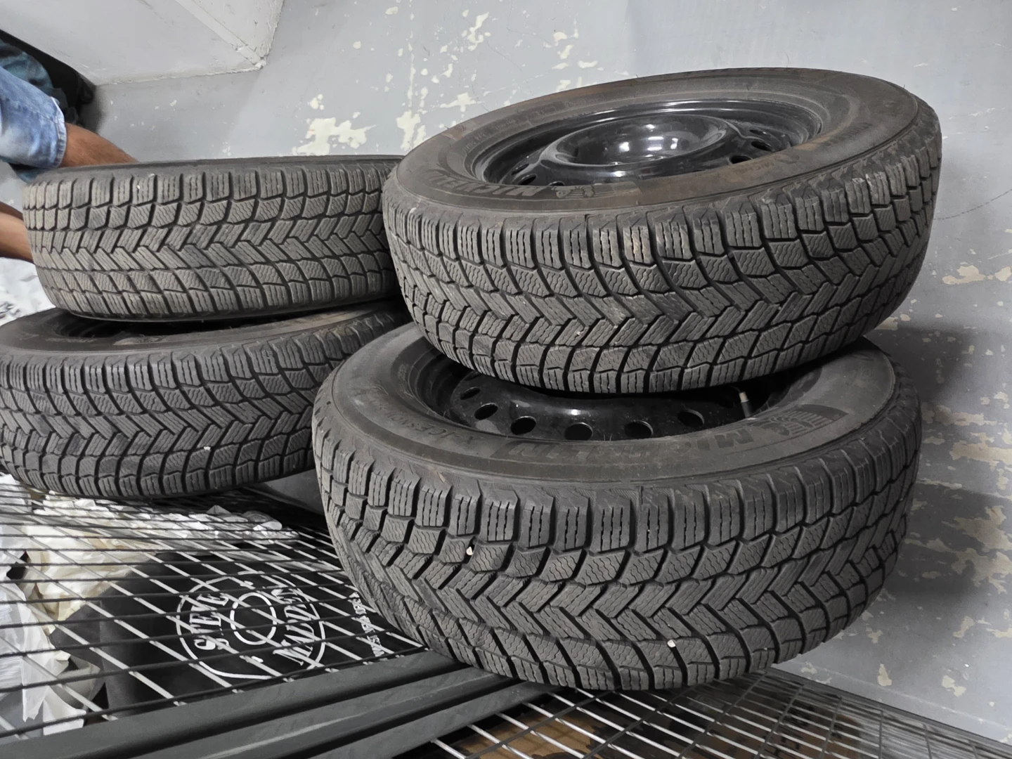 Honda CR-V Michelin Winter Tires on Steel Rims