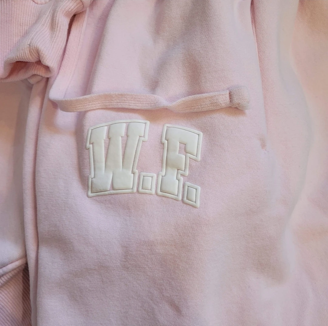 White Fox Pink 2 Piece Lounge Set – Hoodie & Joggers – XXS/XS - photo 4
