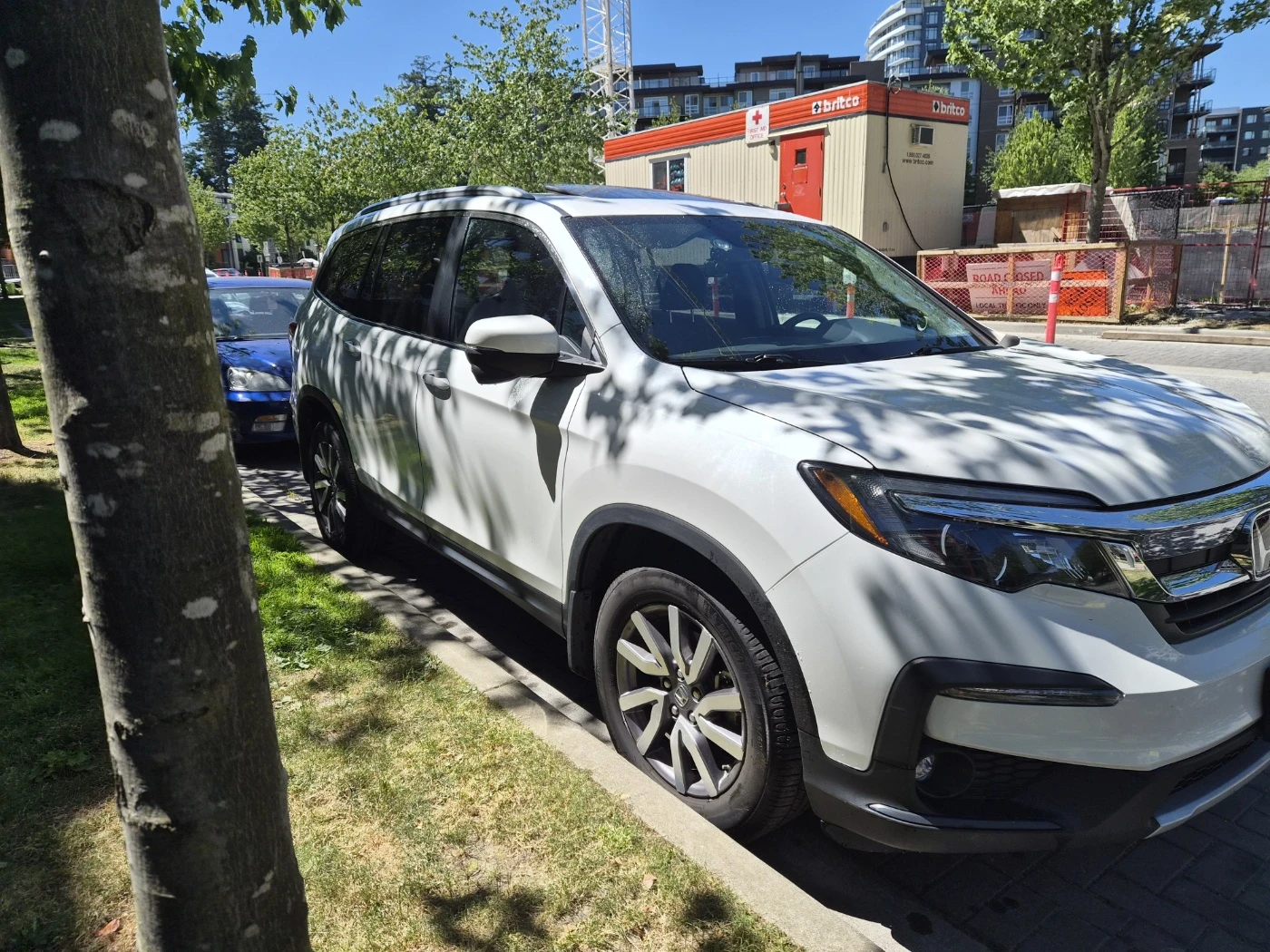 Selling Vehicle 2020 HONDA PILOT EX AUTO