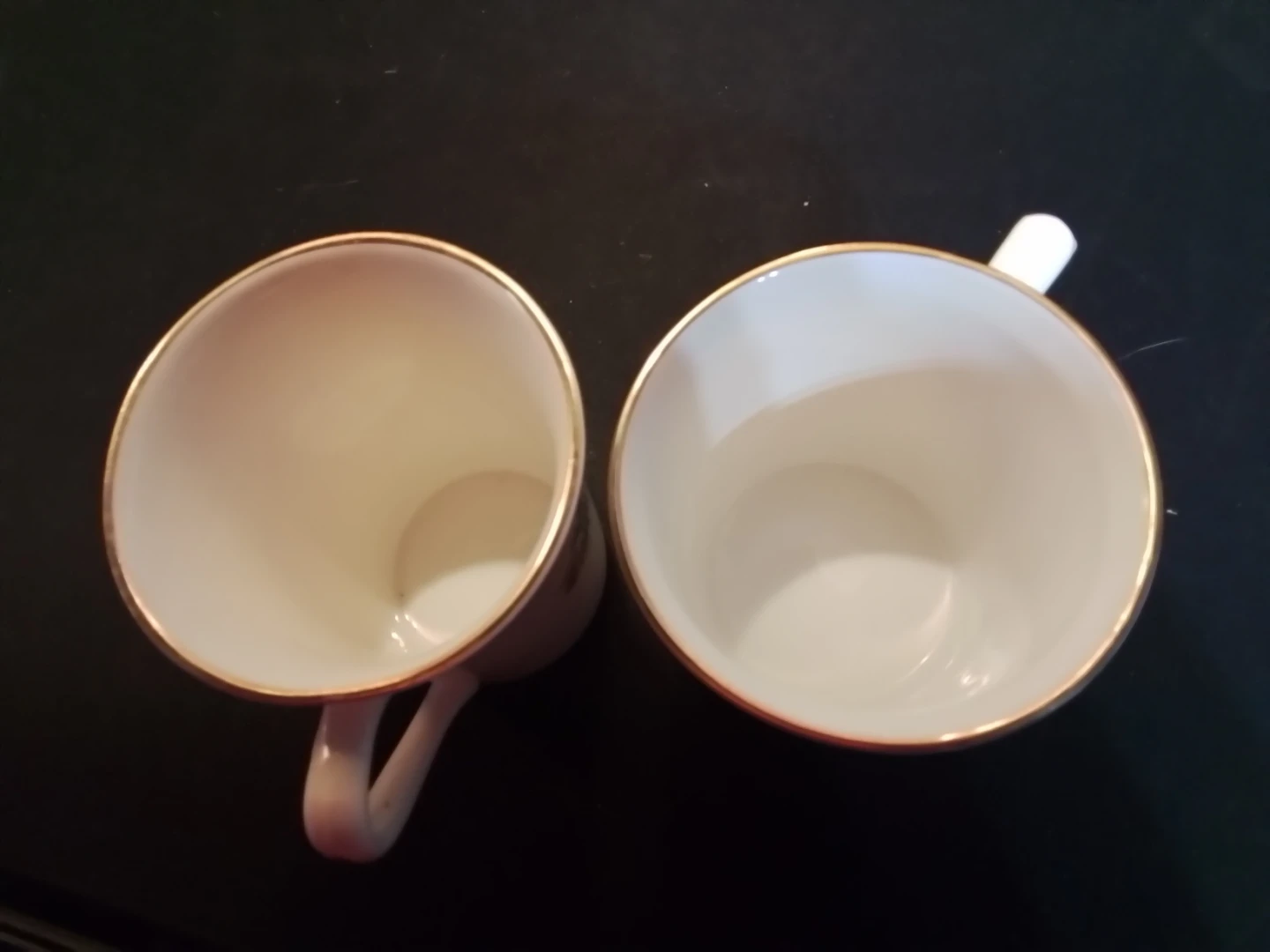 Crown Trent Fine Bone China Commemorative Mugs - Pair - photo 2