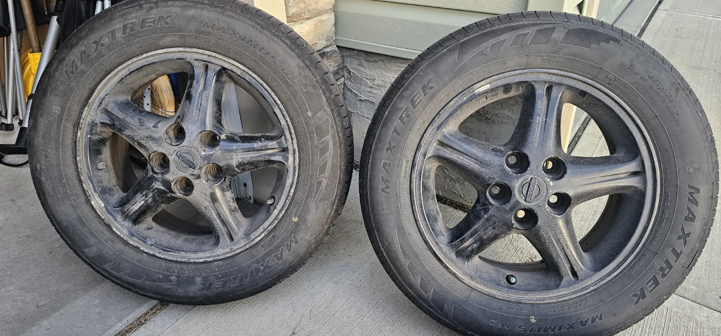 Set of 4 Maxtrek Maximus M2 Tires 205/65R16 - photo 4
