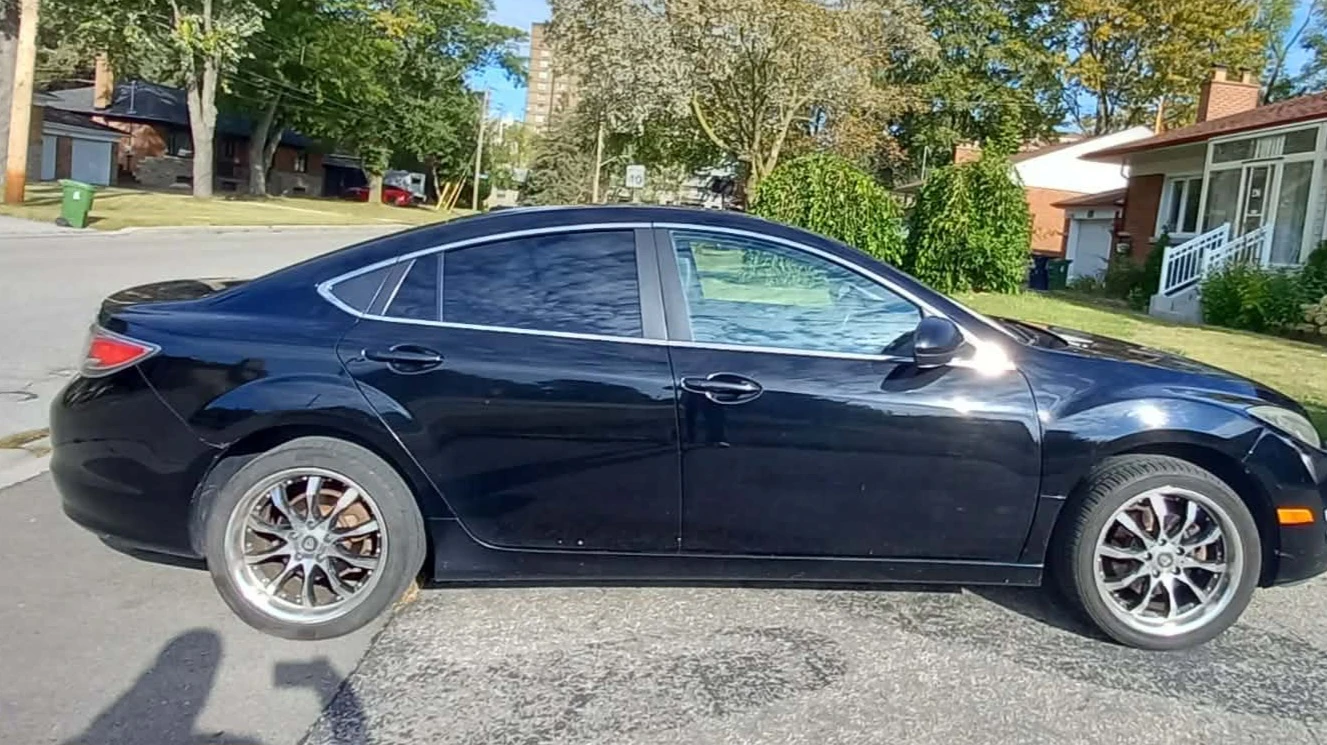 Mazda 6 2010 GS Sedan - photo 2