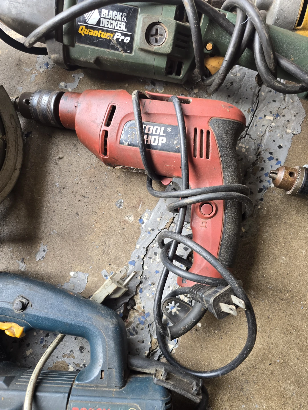 Mixed Power Tools: Bosch, Skil-Saw, Black & Decker - photo 4