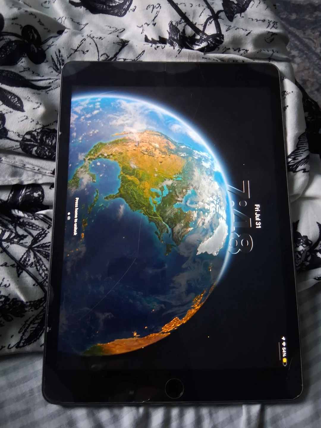 Apple iPad 9th gen Tablet - photo 2