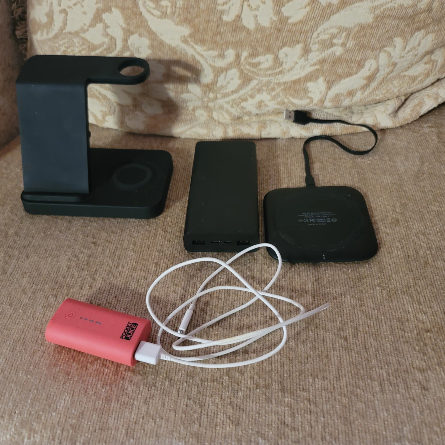 Charging Stands & Power Banks