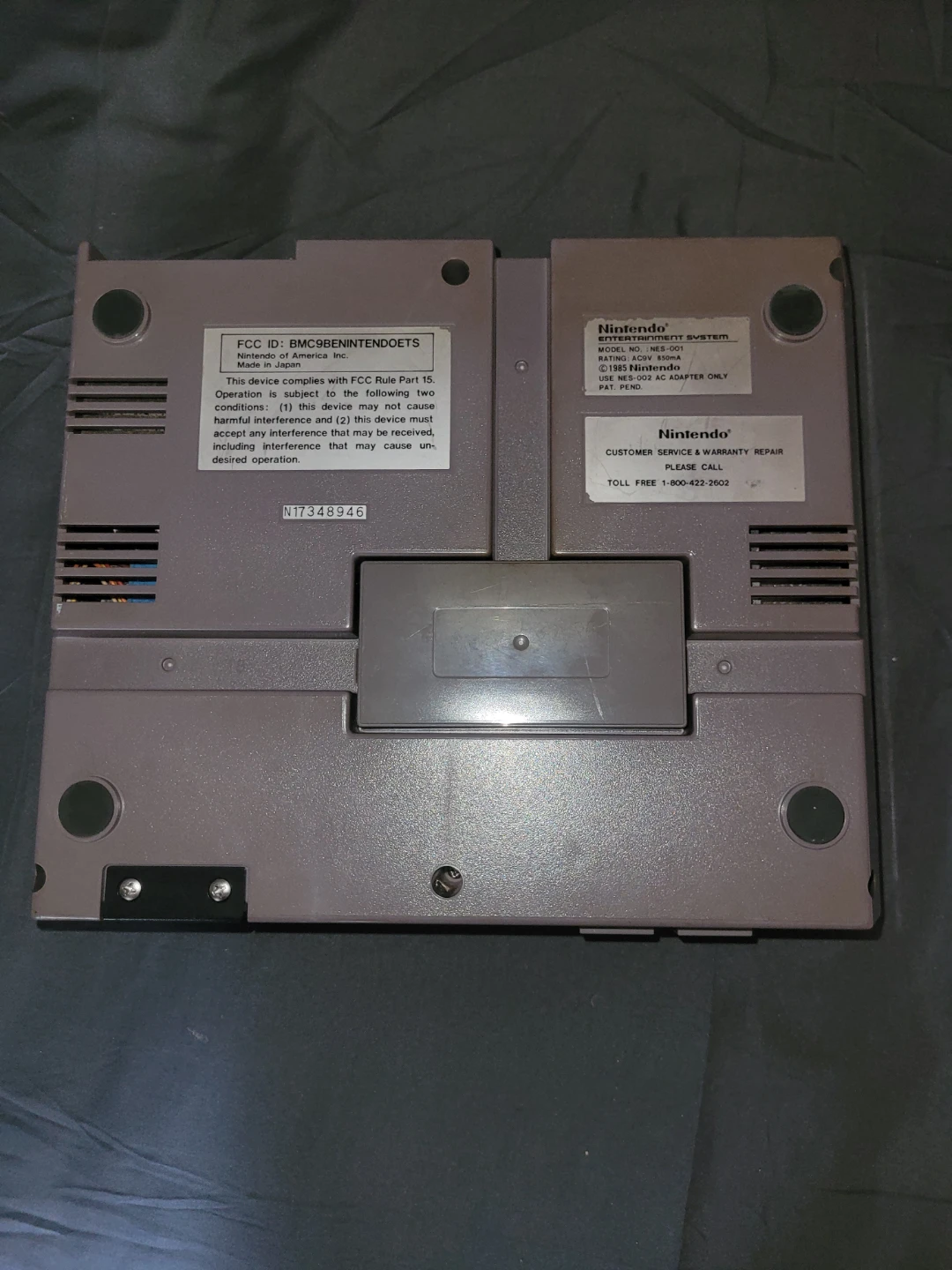 Nintendo Entertainment System (NES) Console with 3 Controllers - photo 3