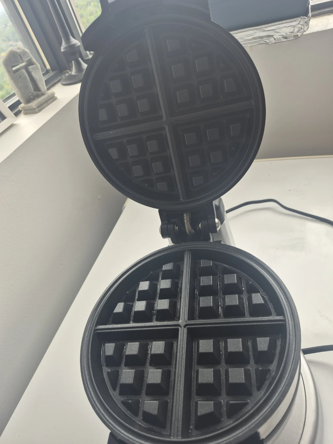 Cuisinart Double Belgian Waffle Maker - photo 2