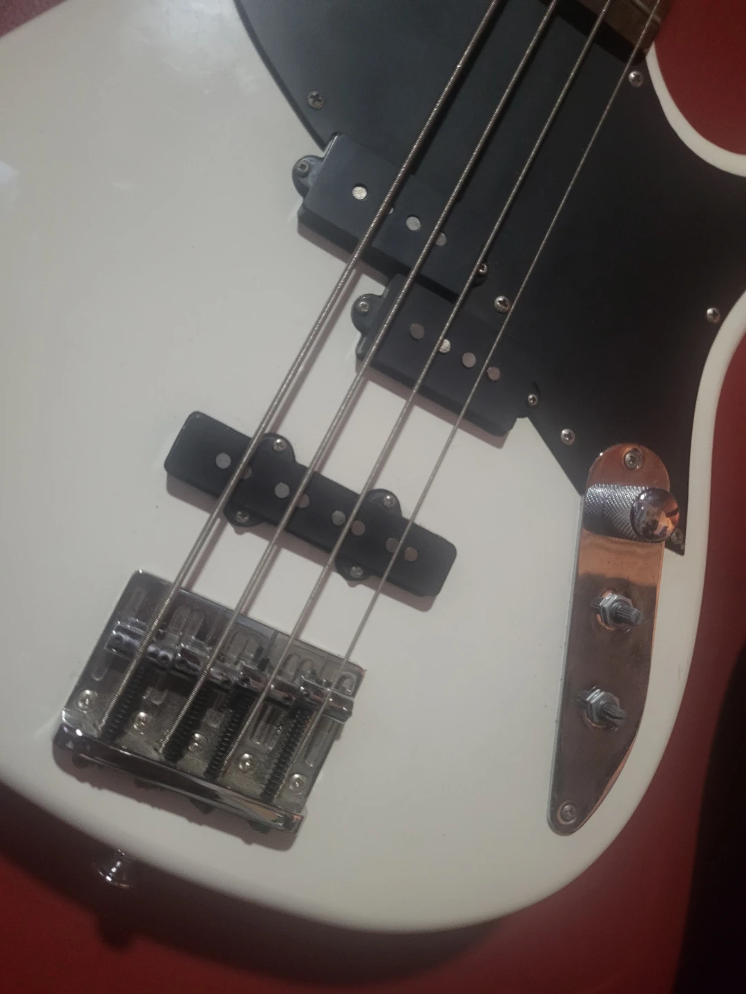 Peavey Zodiac and Samick Bass Guitar - photo 3