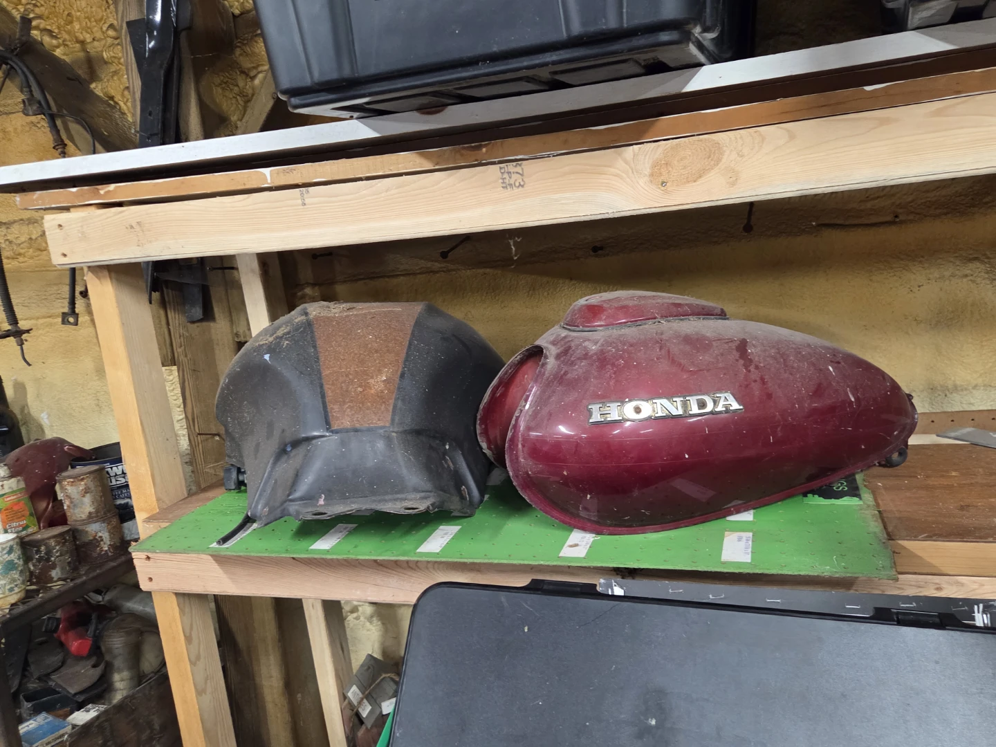 Custom Motorcycle Gas Tanks - Vintage Honda & Modern Sport Bike