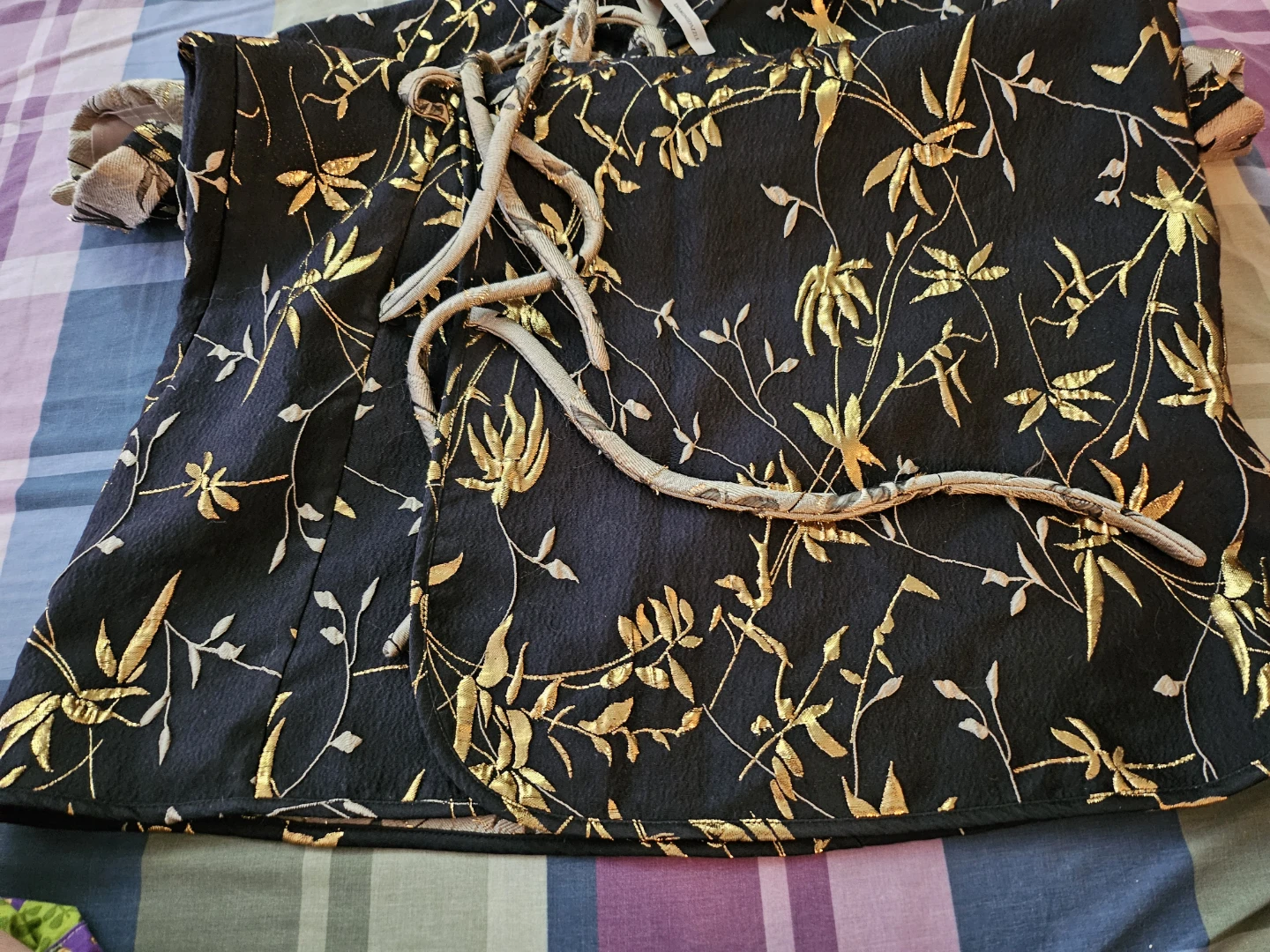 DIZZY DAZZLE Black Gold Floral Print Button-Up Top - Size S - photo 2