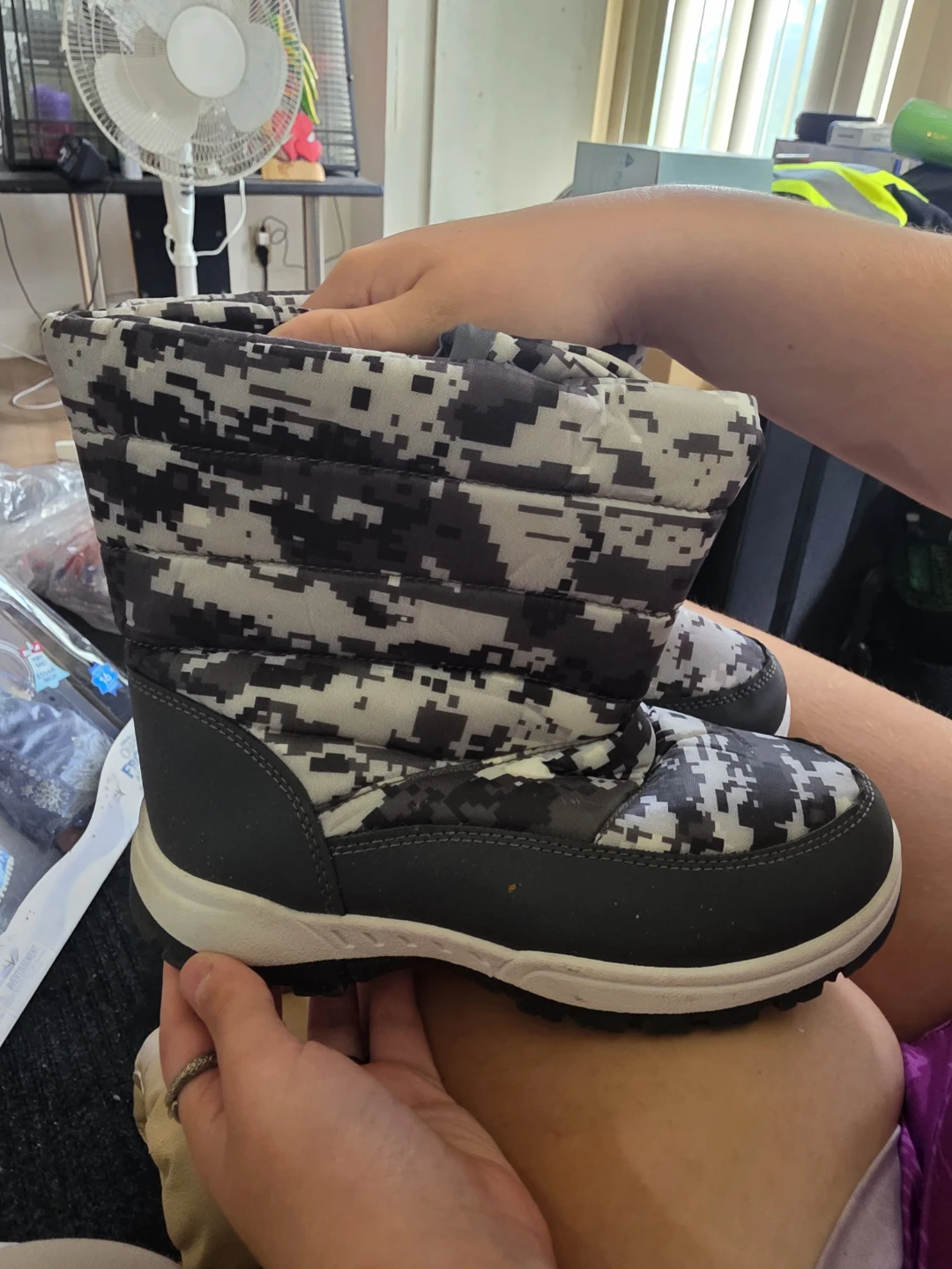Winter Boots Size 4