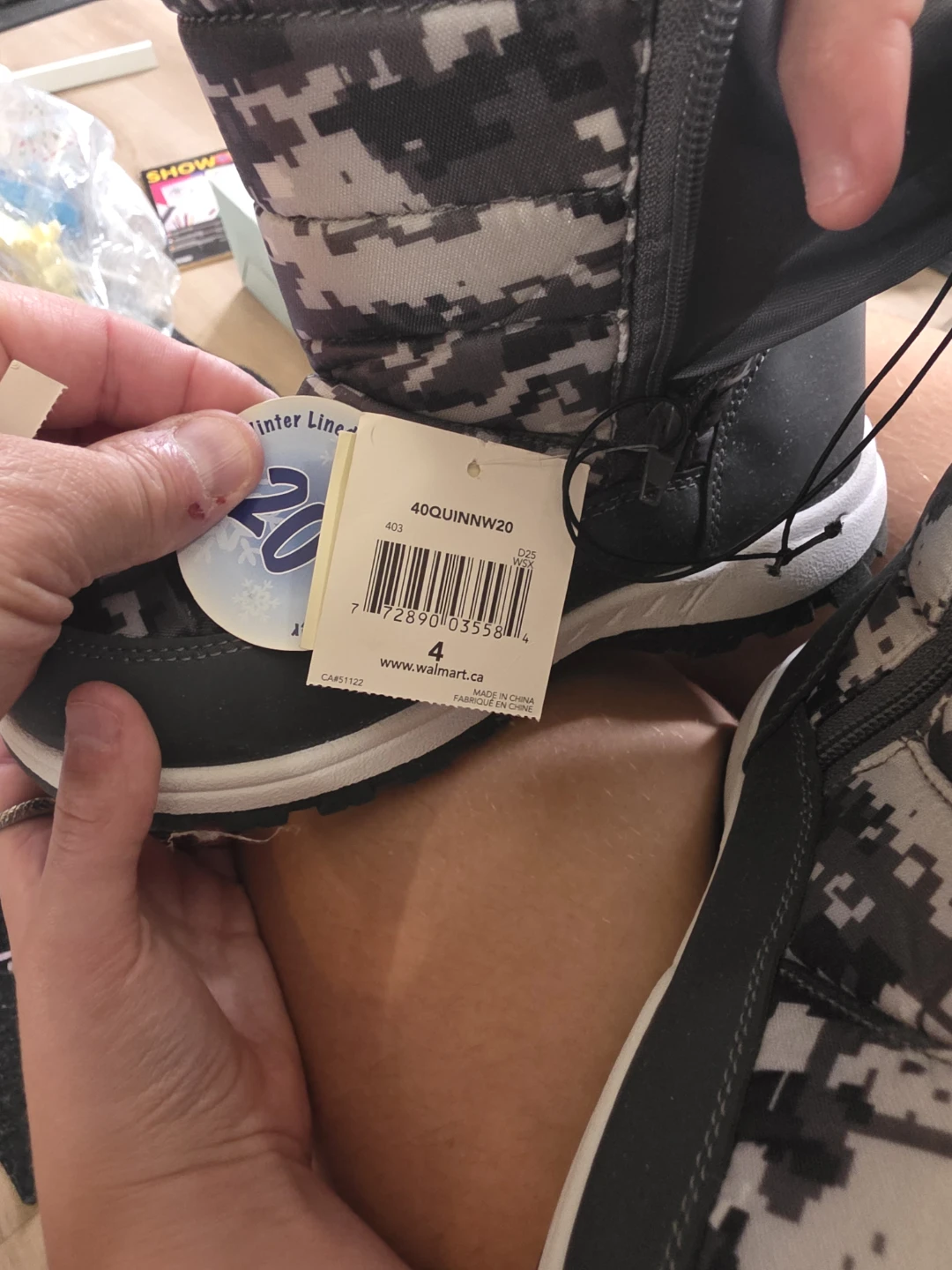 Winter Boots Size 4 - photo 3