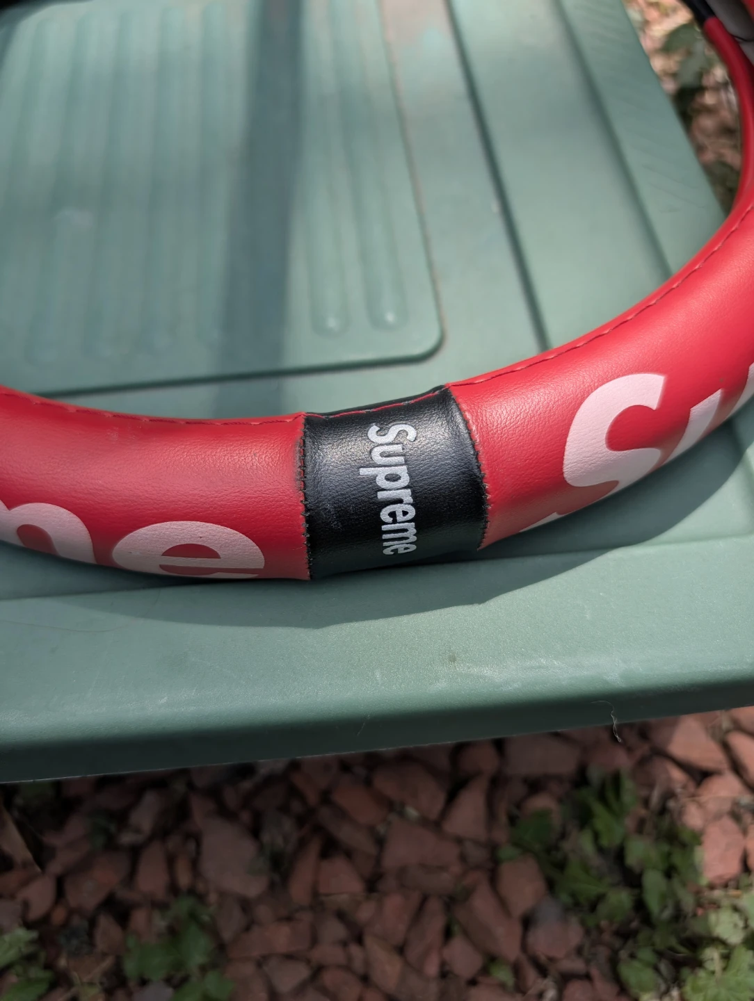 Supreme Steering Wheel Cover Red/Black - photo 2