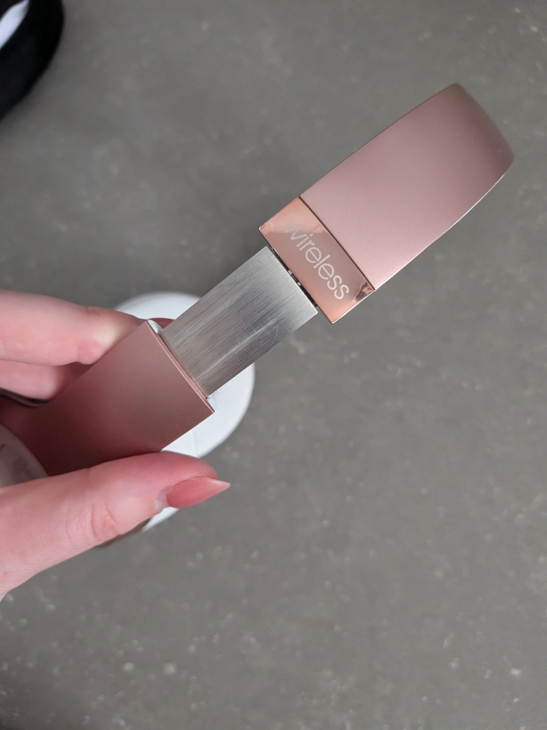 Beats Solo Wireless Headphones Rose Gold - photo 3