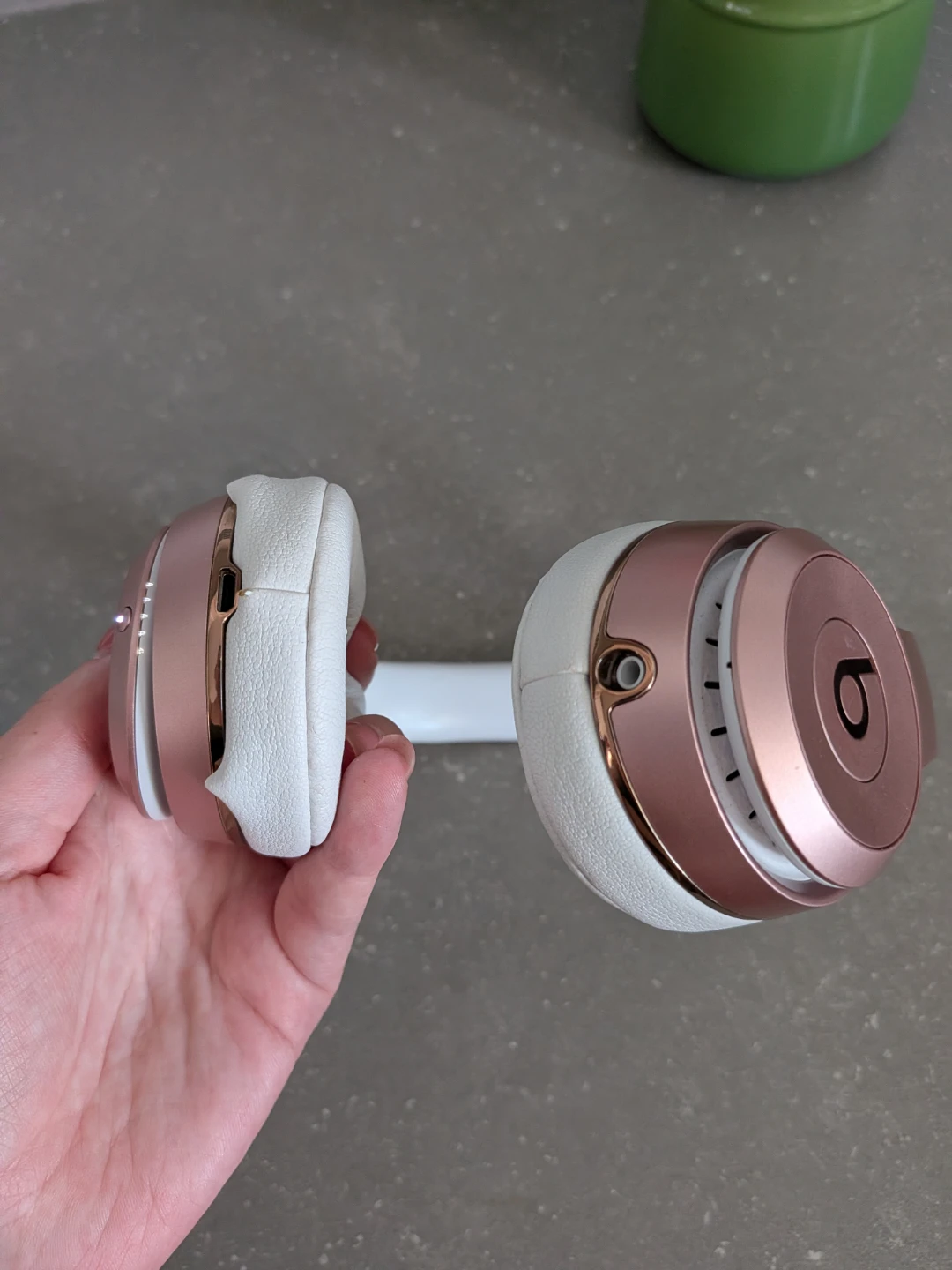 Beats Solo Wireless Headphones Rose Gold - photo 5