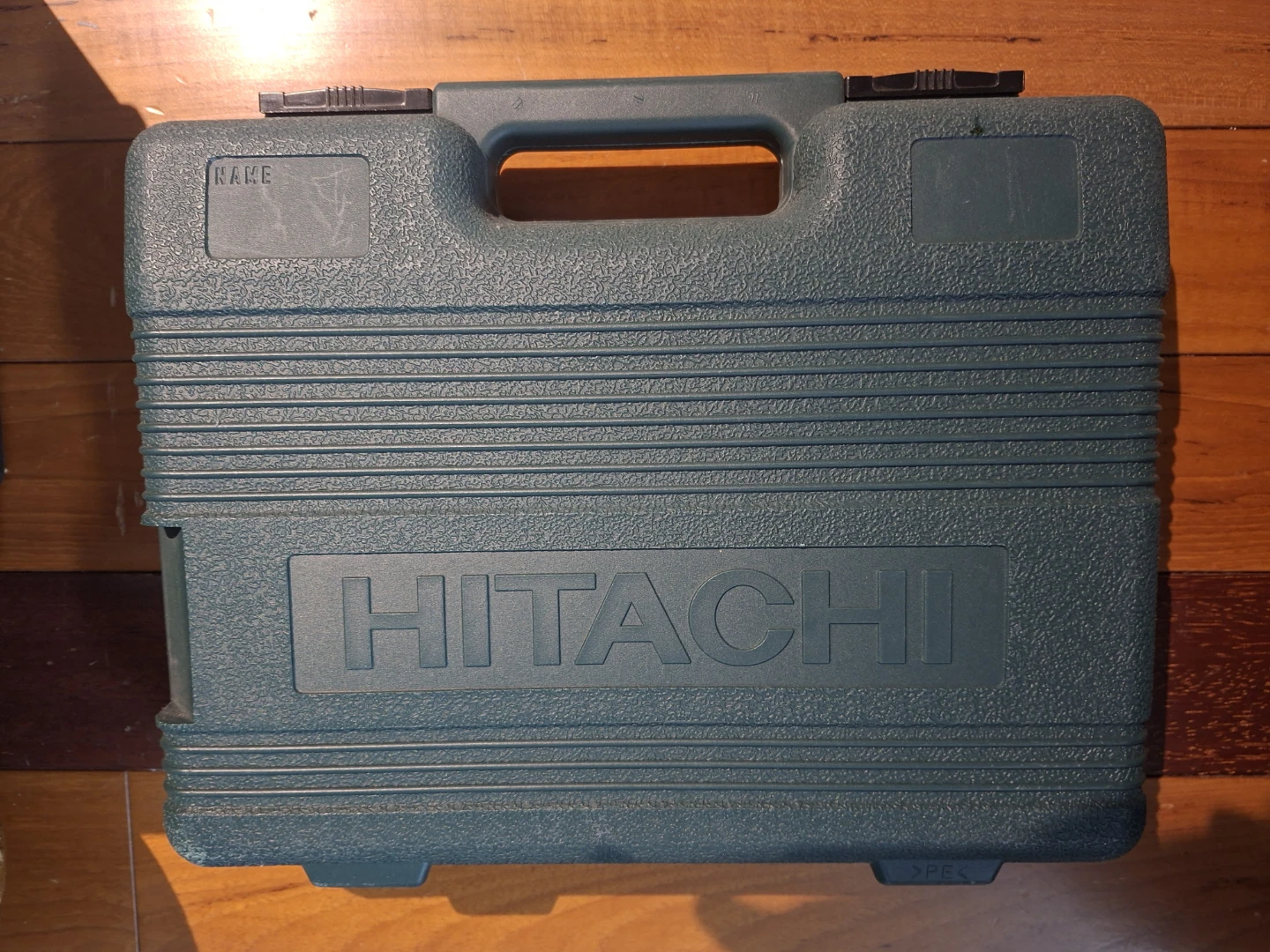 Hitachi NT50AE2 2" 18 Ga. Brad Nailer - photo 2
