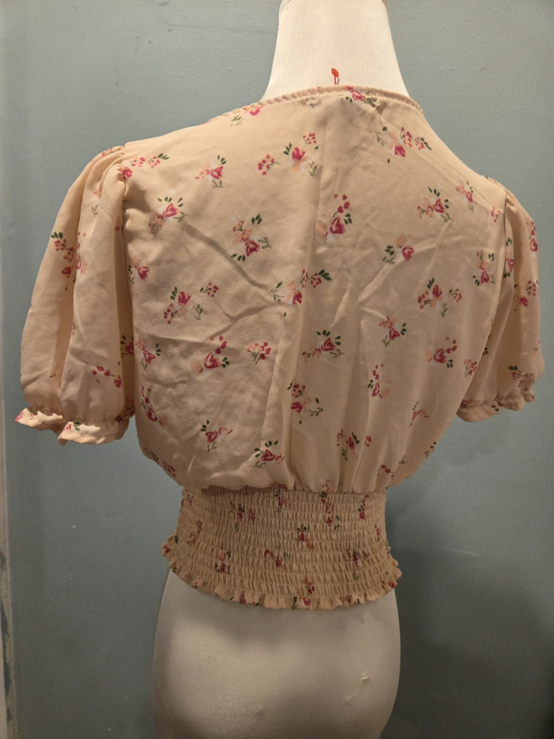 Heart & Hips Floral Smocked Peasant Bloused