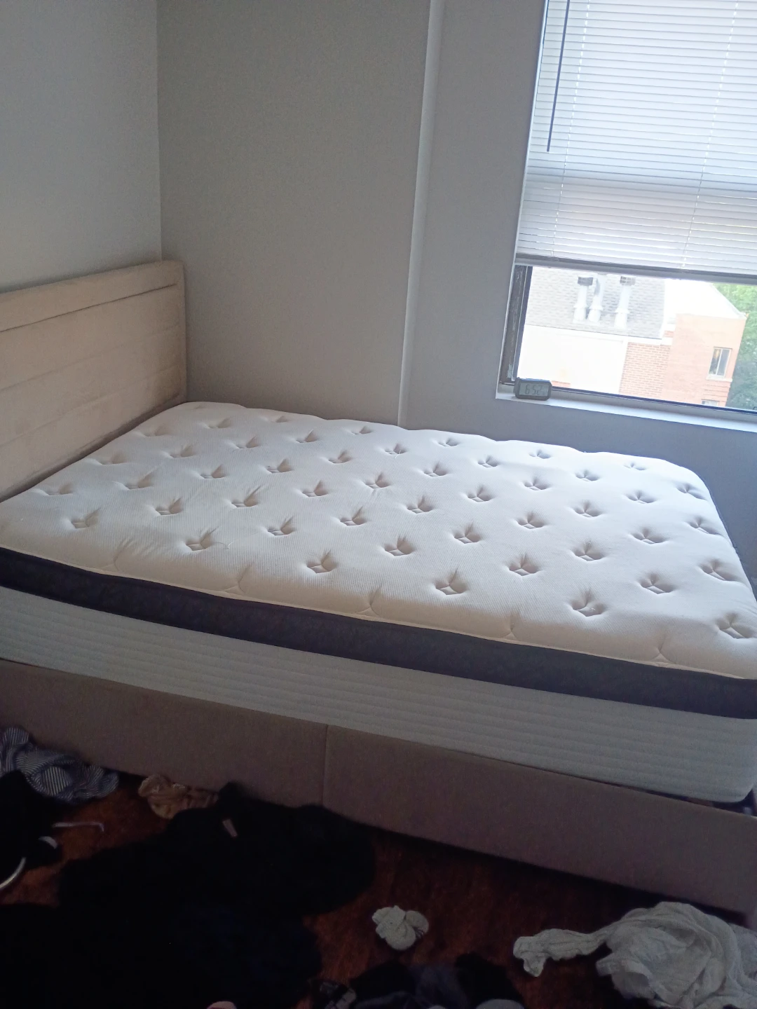 Queen Size Mattress - photo 2