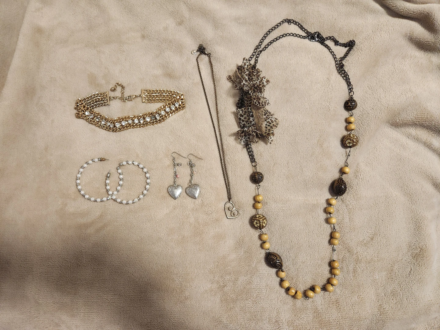 Free - Assorted Women's Jewellery Bundle