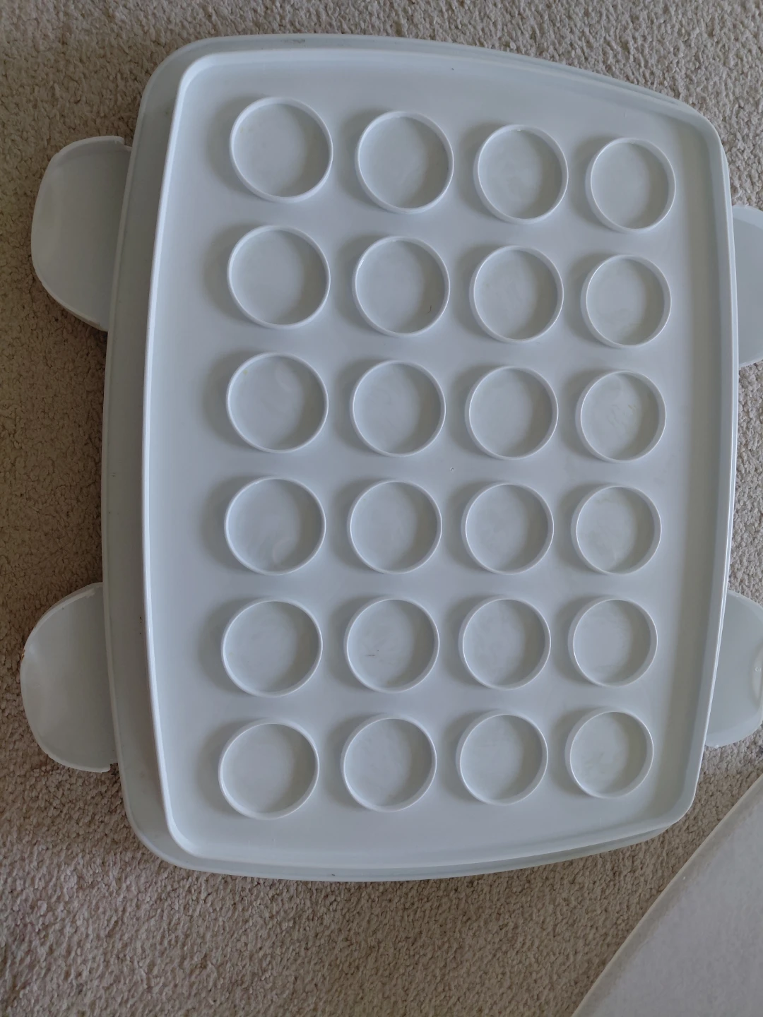 White Plastic Cupcake Carrier - photo 2