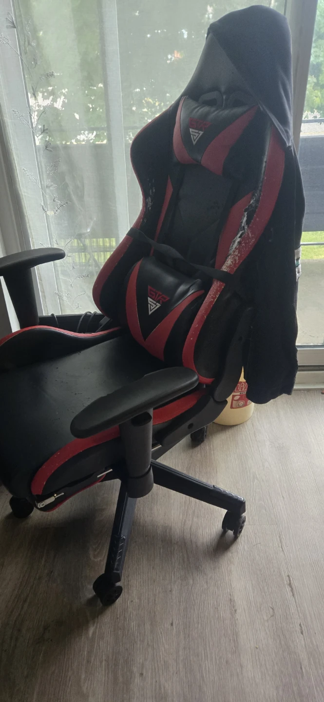 Gaming Chair - Red and Black - photo 3