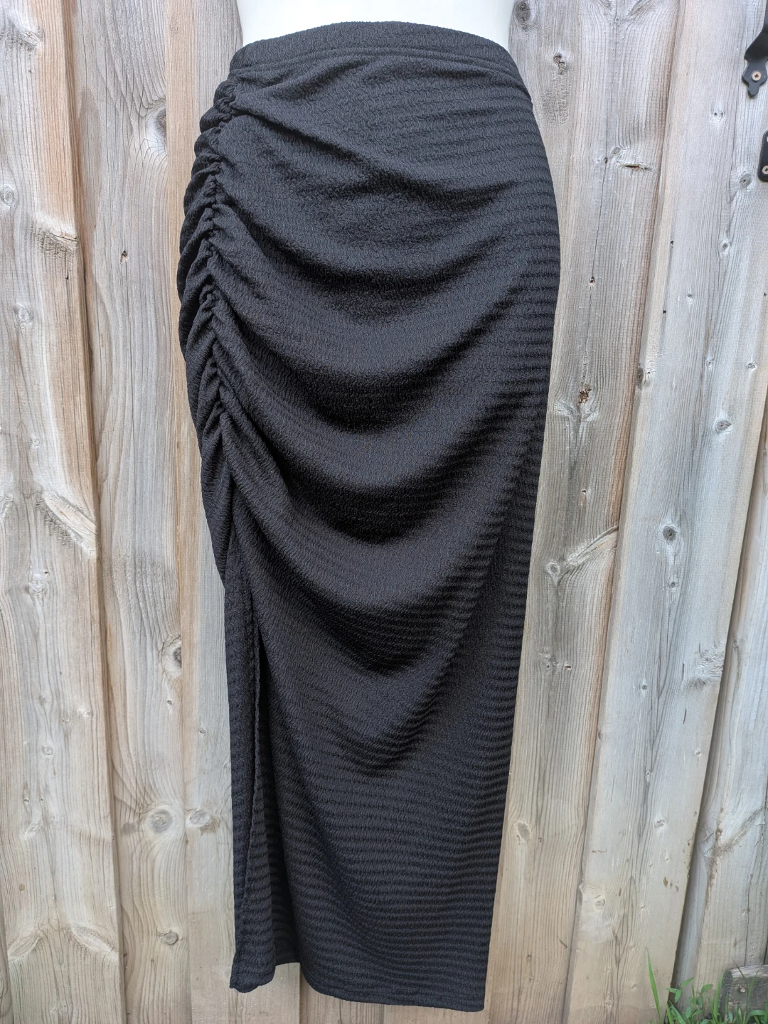 Black Ruched Maxi Skirt sz 2XL - photo 3