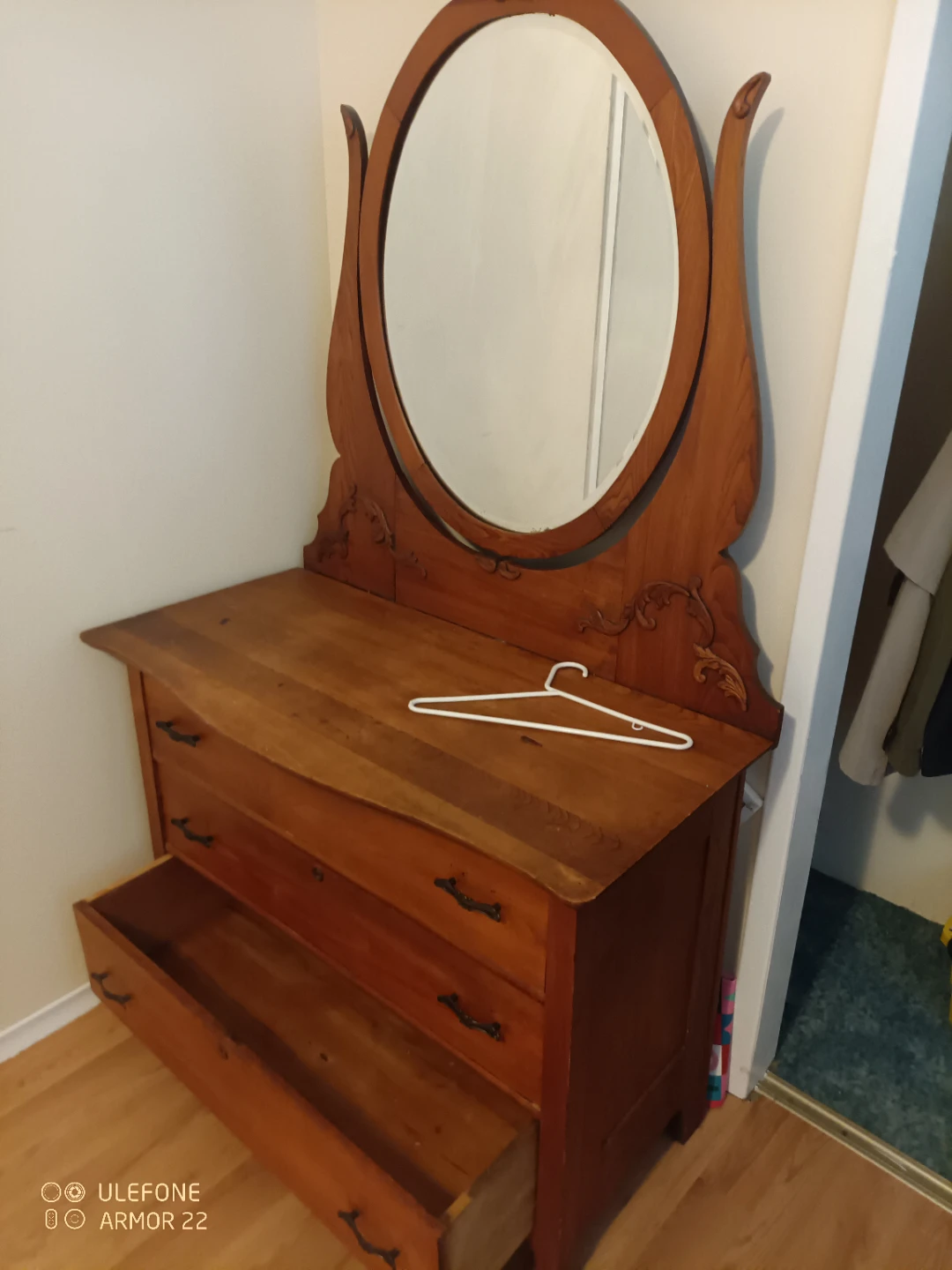 Antique Wooden Dresser with Mirror - photo 2