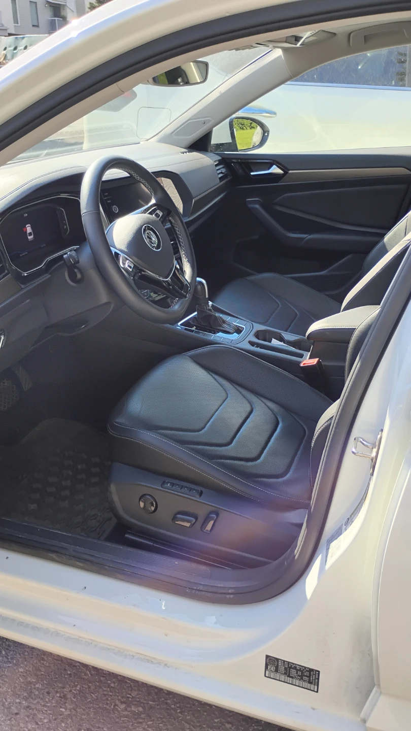 2011 Volkswagen Jetta SEL Premium - photo 5