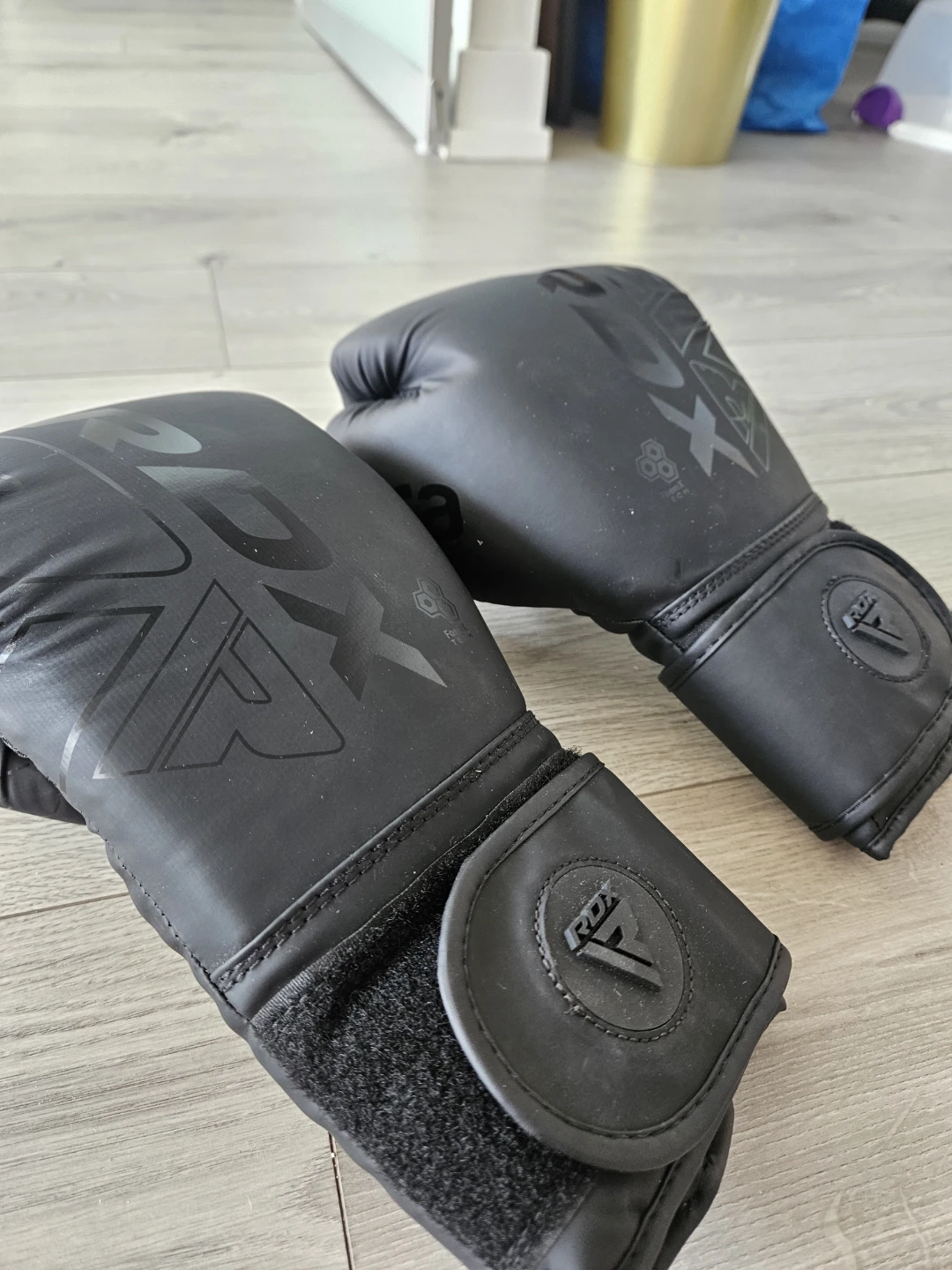 RDX Boxing Gloves - 14oz - photo 2