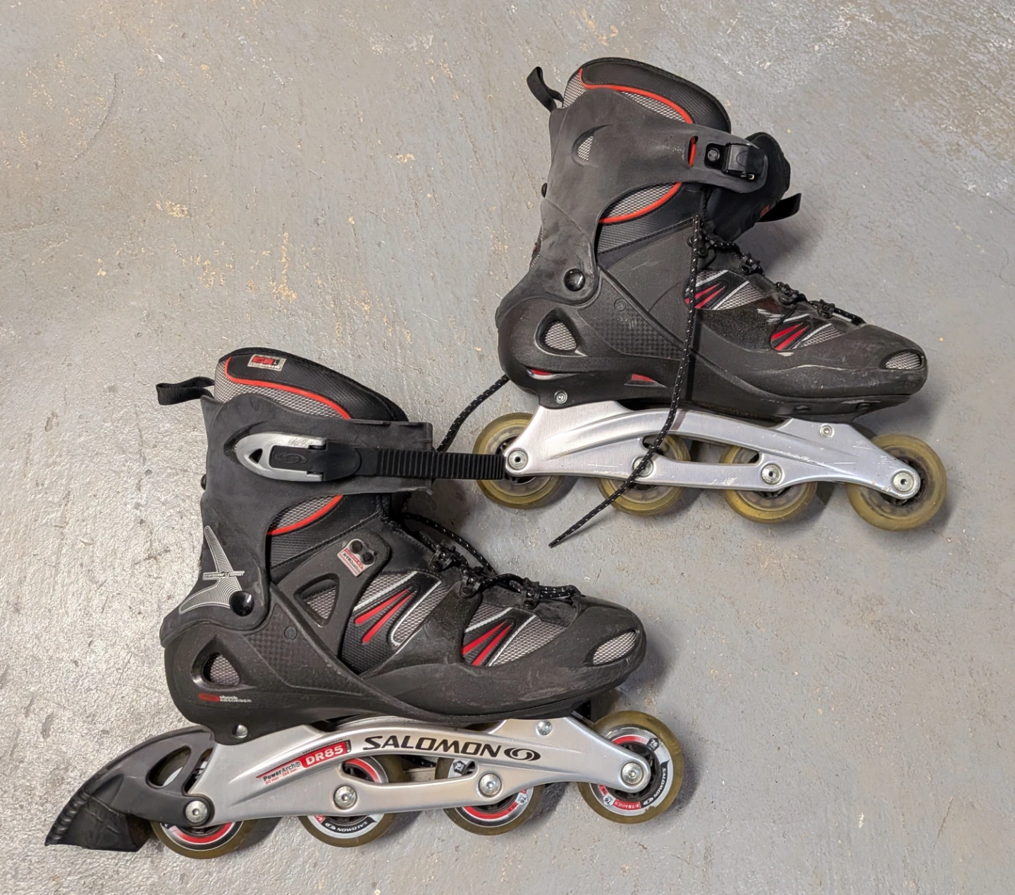 Salomon DR85 Inline Skates (size 11.5) with Protective Gear