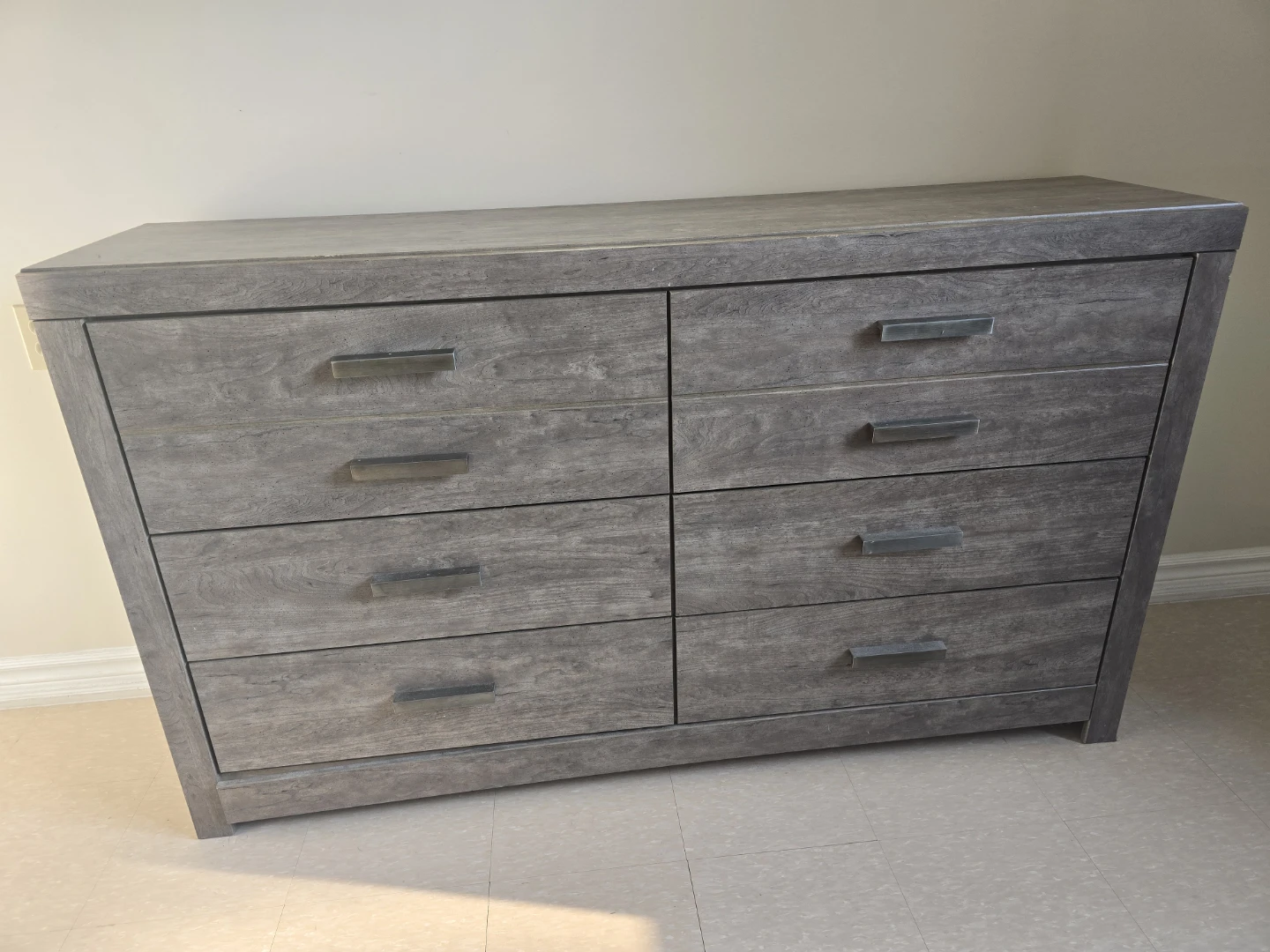 Culverbach dresser with 6 drawers - photo 2