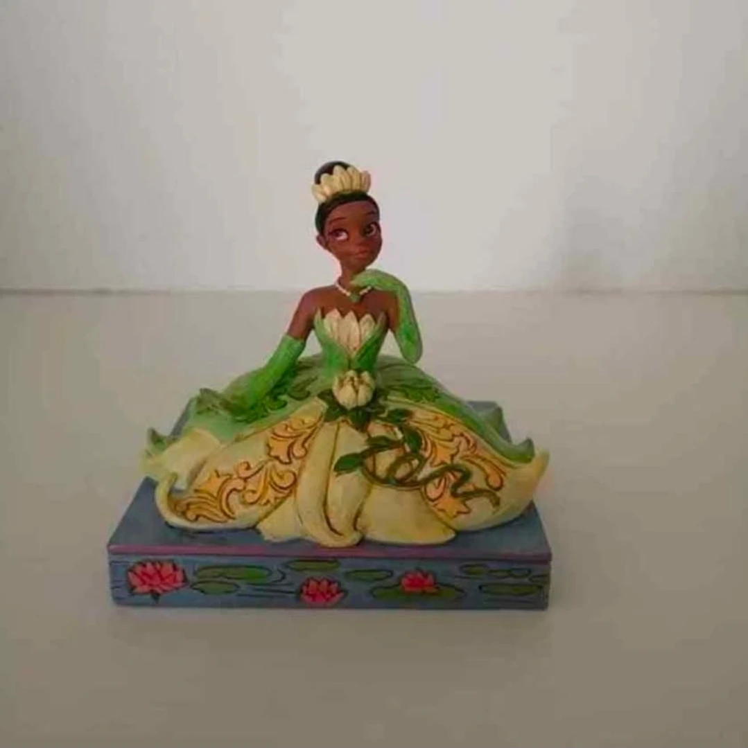 Disney Traditions "Be Independent" Tiana Figurine