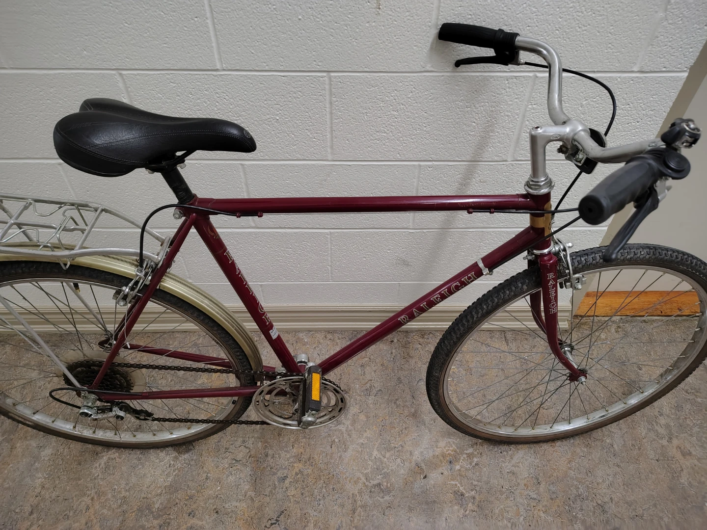 Vintage Raleigh bike in mint condition