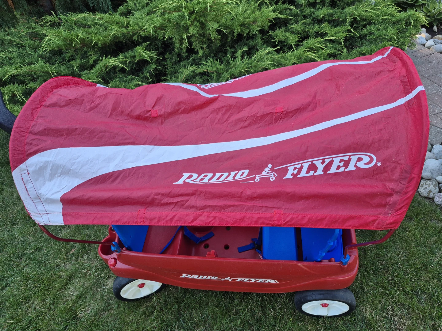 Radio Flyer Wagon with Canopy - photo 2
