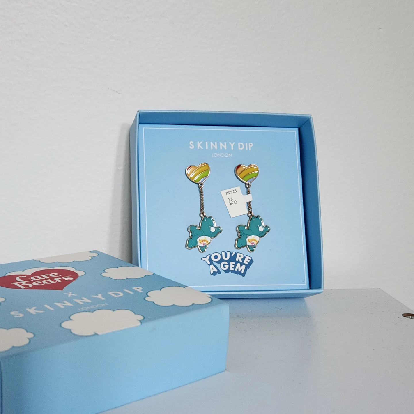 New in box Skinnydip x Care Bears Teal Heart Drop Earrings - photo 3