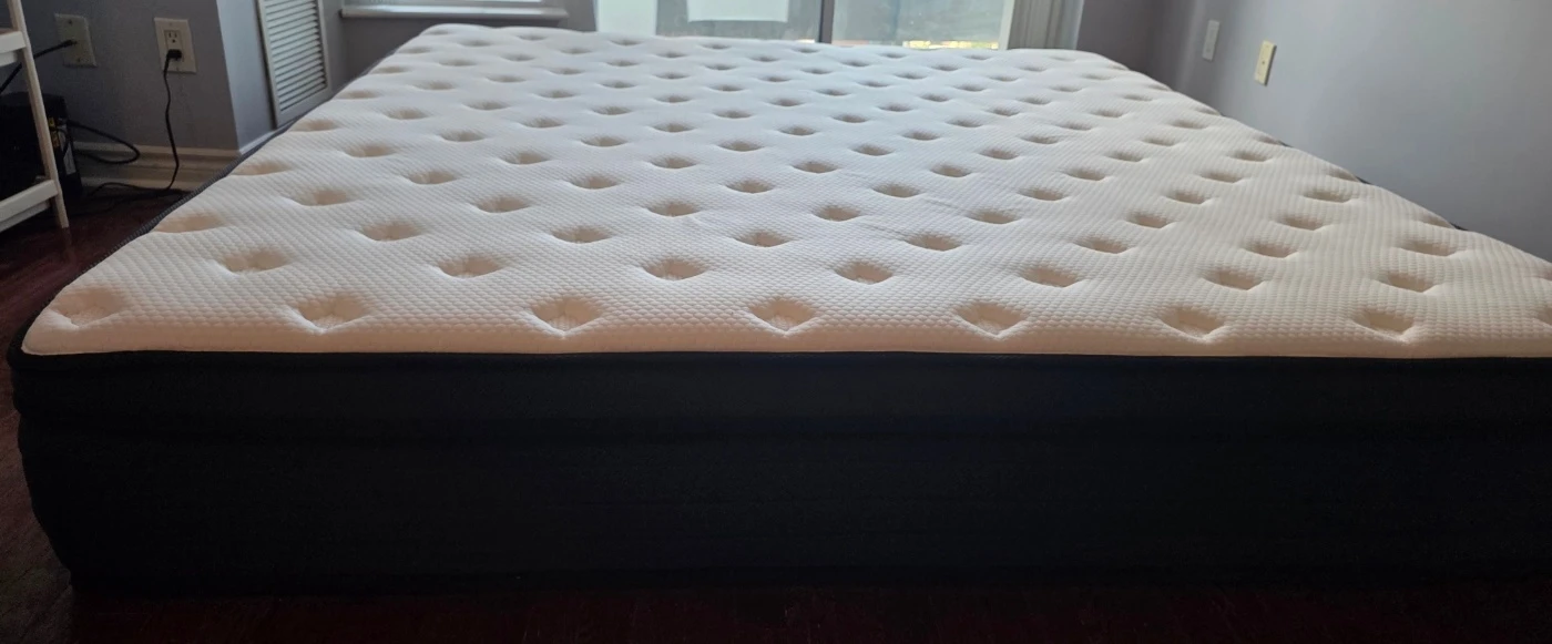 Vantto King-Size Hybrid Mattress – Excellent Condition - photo 3