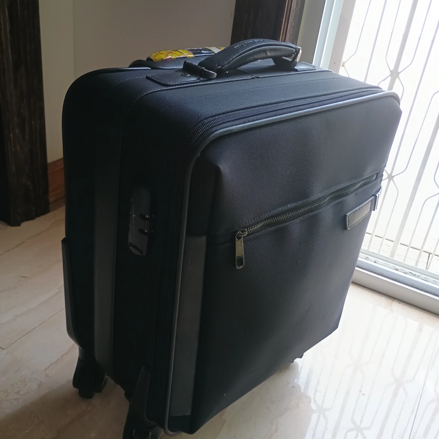 WANTAMA Black Carry-On Spinner Suitcase