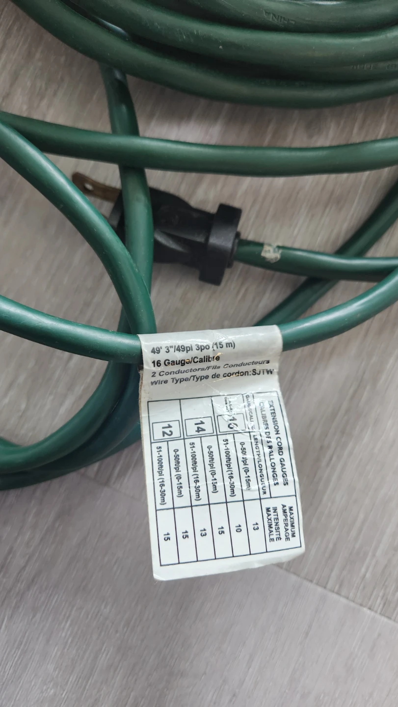 Green Outdoor Extension Cord 49' 16 Gauge
