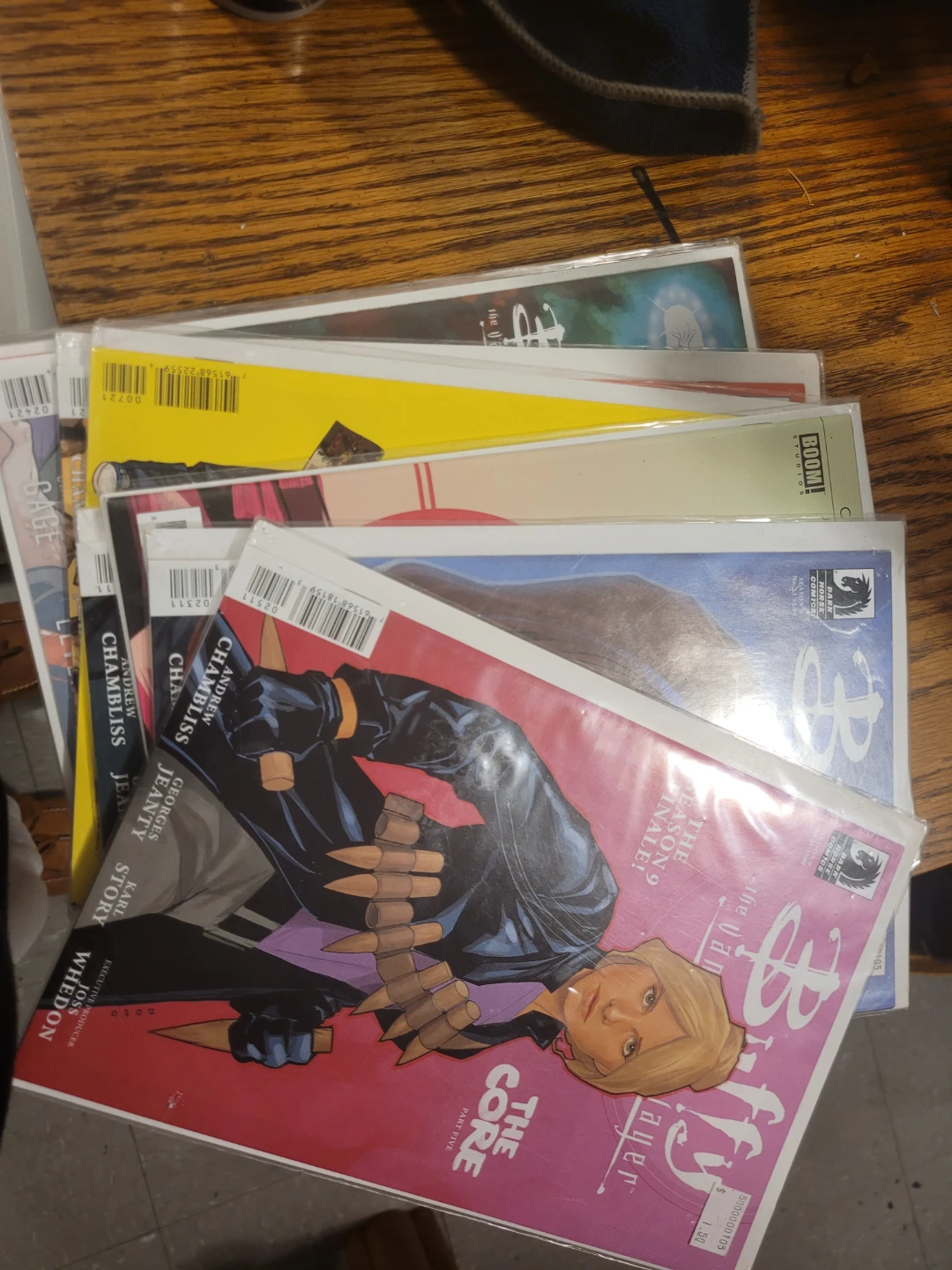 Buffy the Vampire Slayer Season 9 Comic Collection - photo 2