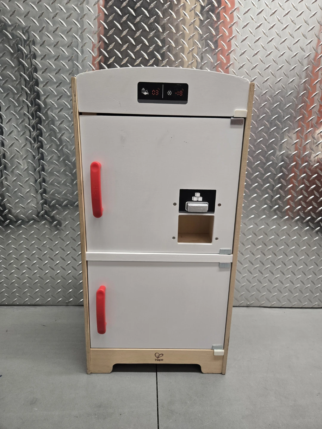 Hape Gourmet Kitchen Wooden Toy Fridge-Freezer Playset - photo 5