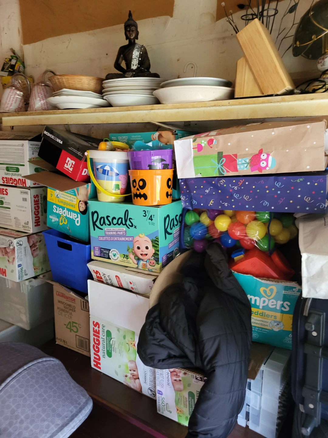 GARAGE SALE - photo 2