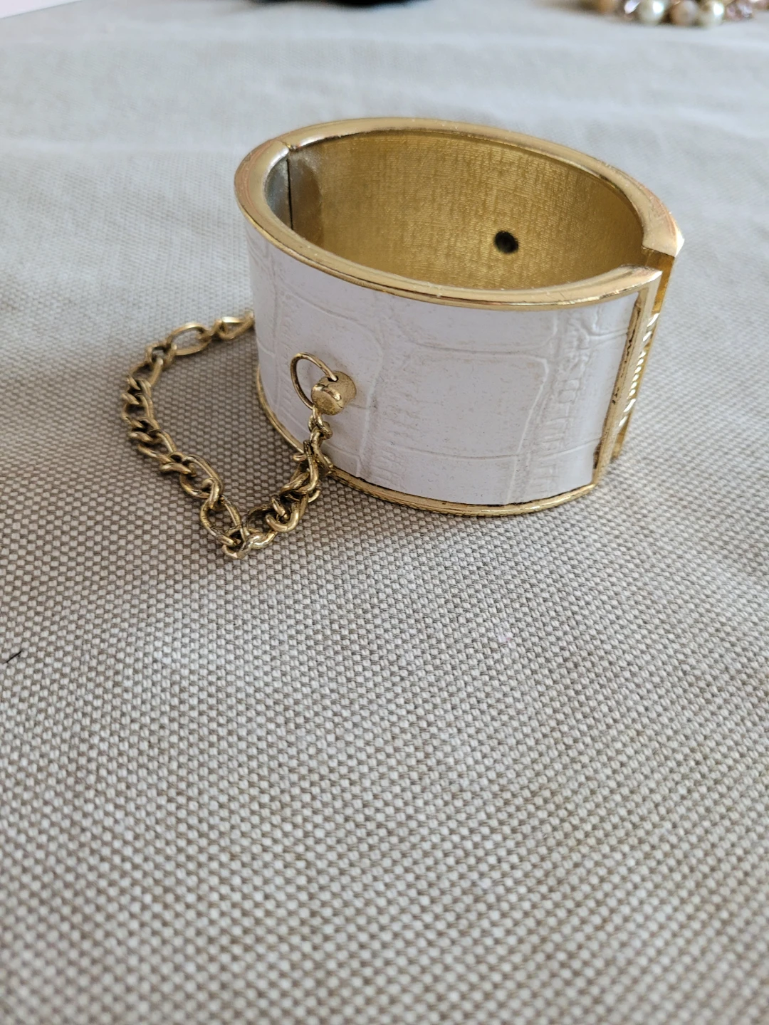 White Faux Croc Cuff Bracelet with Gold Chain - photo 3