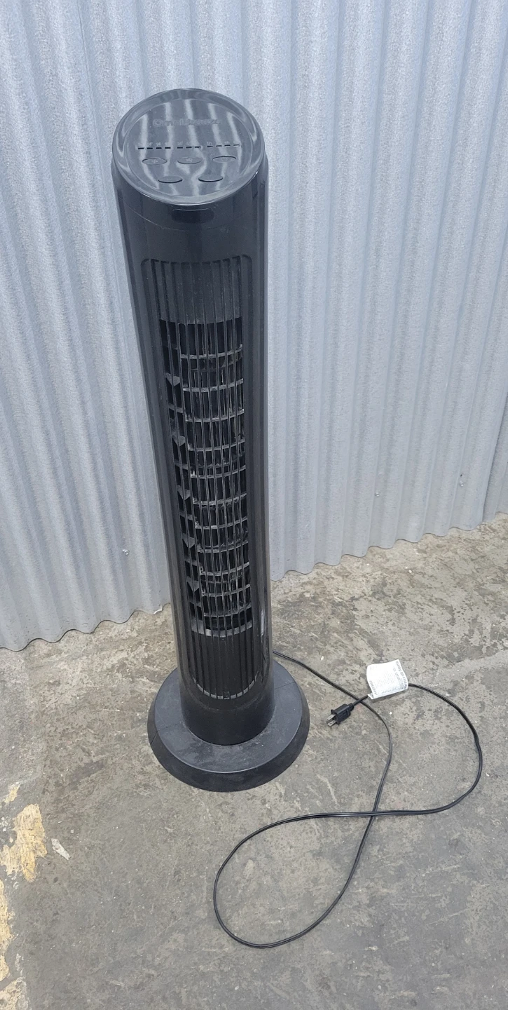 OmniBreeze Tower Fan. READ DESCRIPTION!!